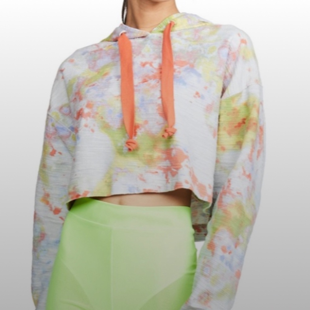 Free People Cropped Hoodie- EUC Worn Few times total